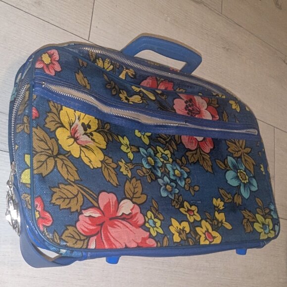 Vintage 70s Floral Bantam Carry-On Suitcase Travel Bag Hippie Boho 10"x16" - Picture 3 of 7